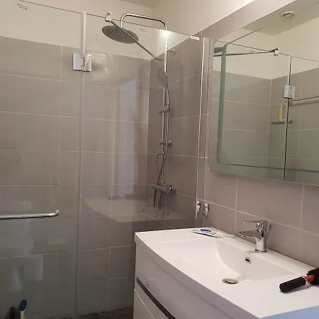 Villa Quaint In With Pool *